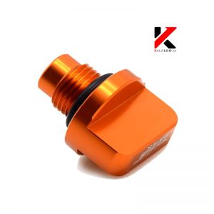تصویر درپوش گیج روغن موتور سیکلت دوک یه رنگ نارنجی و جنس فلز آلومینیوم در مرکز فروش لوازم یدکی موتور سنگین شیراز KTM Duke Oil Drain Plug Screw