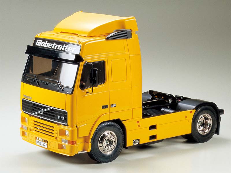 TAMIYA 56312 RC Volvo Semi Truck yellow